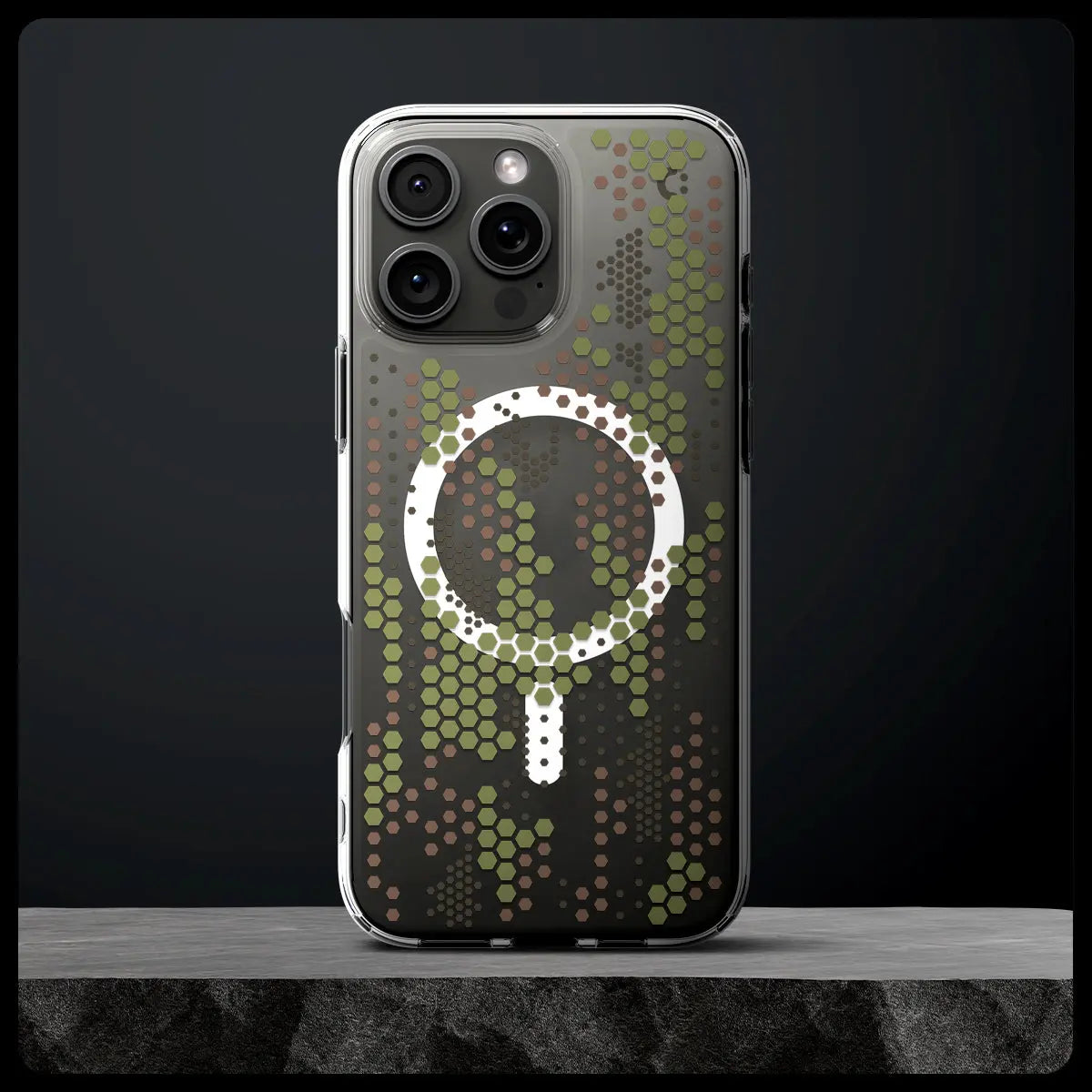 iPhone 16 Pro Max Case Ultra Hybrid MagFit Digital Camo